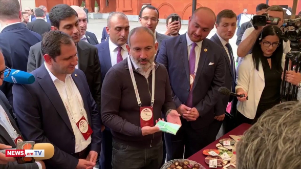 Մի հատ էլ հակակարկտային շոկոլադ պետք է արտադրել. Նիկոլ Փաշինյան